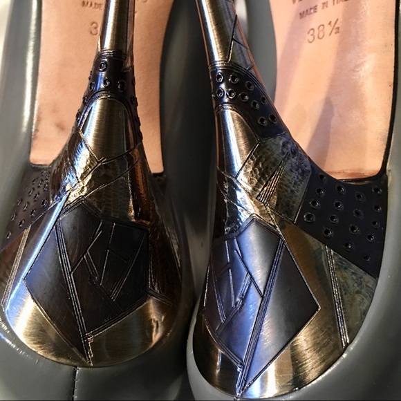 Giuseppe Zanotti grey and black heels - Picture 4 of 8